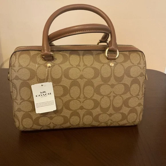 Authentic Coach New York Satchel - Picture 4 of 9